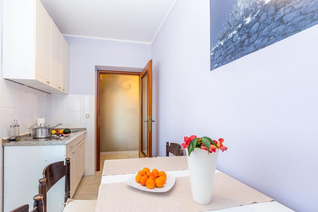 Ava Apartments Omišalj Exteriör bild