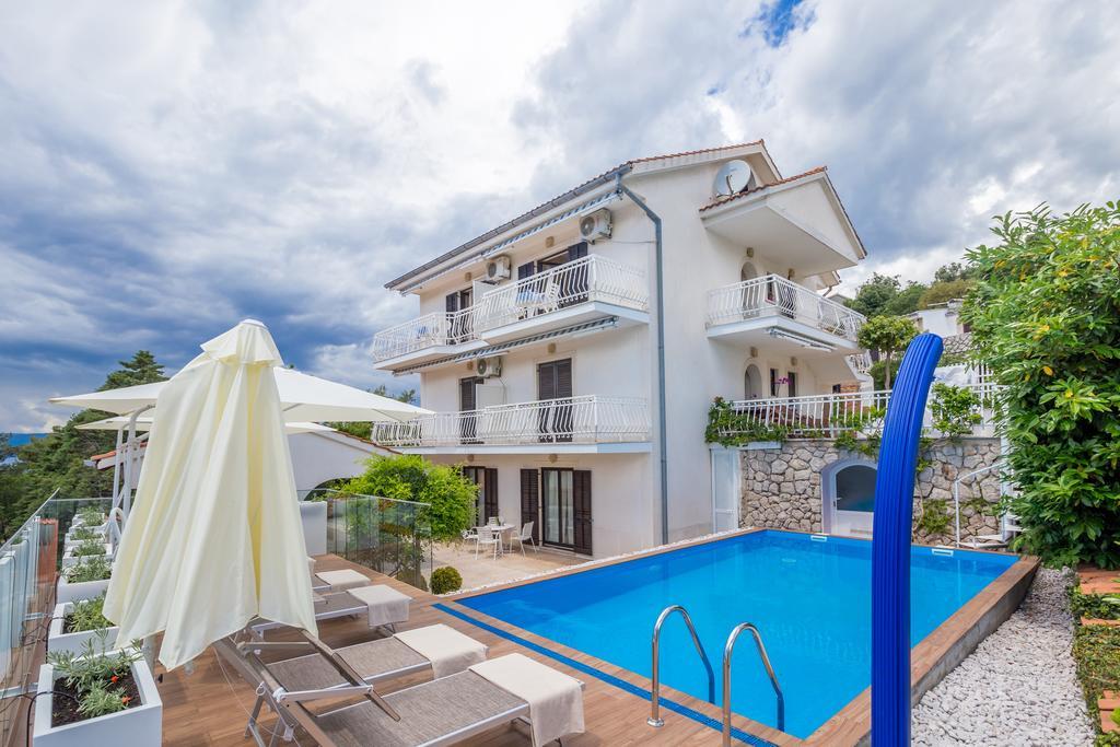 Ava Apartments Omišalj Exteriör bild
