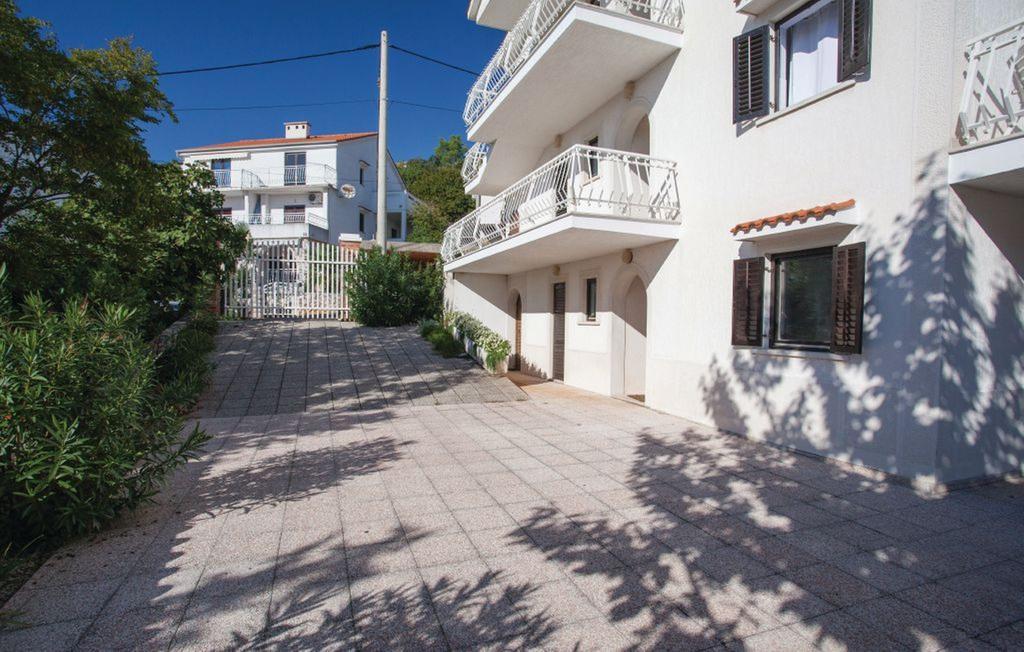 Ava Apartments Omišalj Exteriör bild